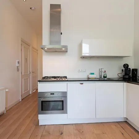 Apartmán Comfortable Central With Private Balcony *